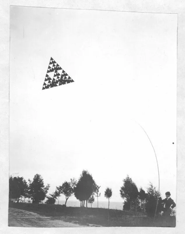 Alexander Graham Bell aerodynamic kite test apparatus (1903)
